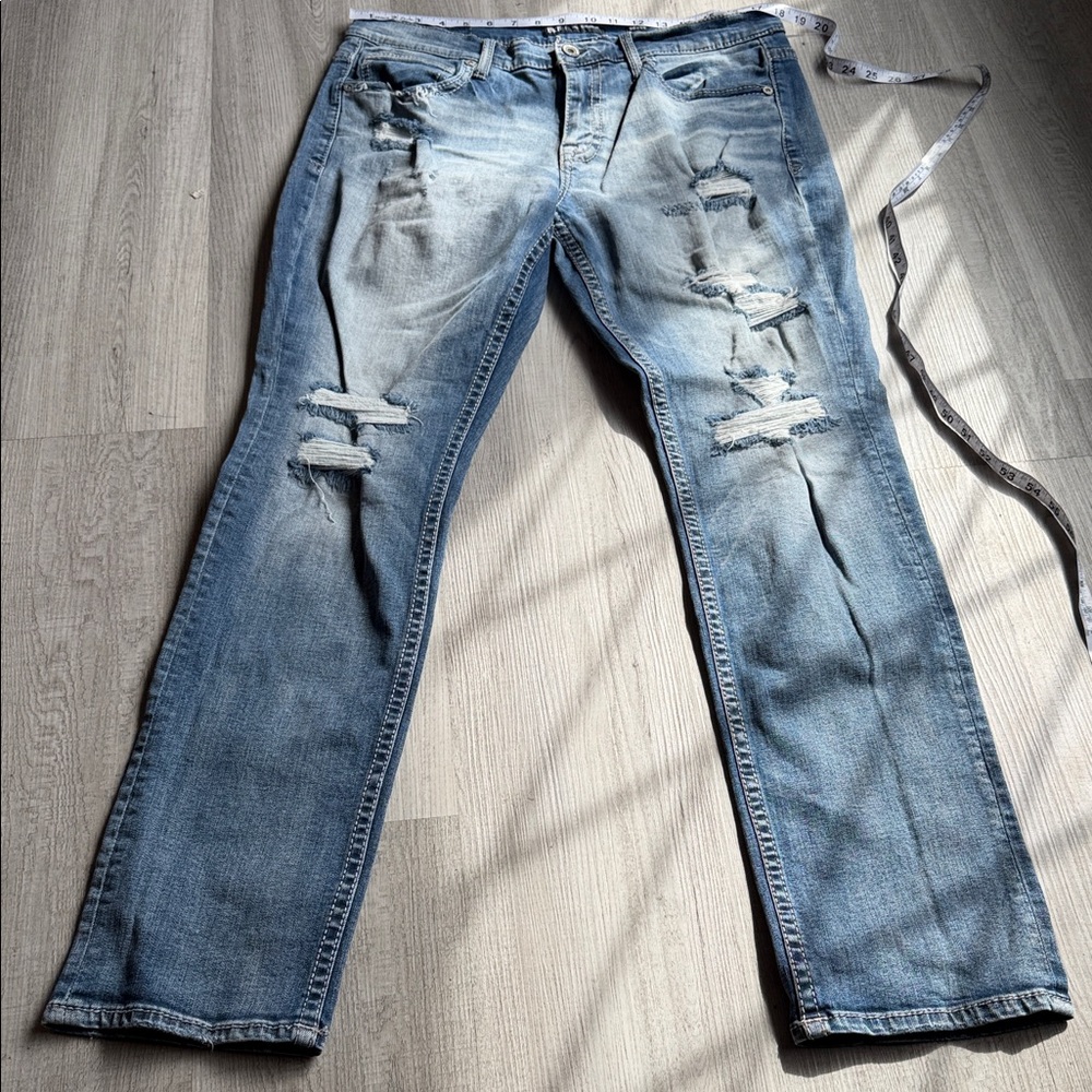 BKE Jake Straight Jeans Men’s Size 38x34 Distressed Denim. CAJA # 2